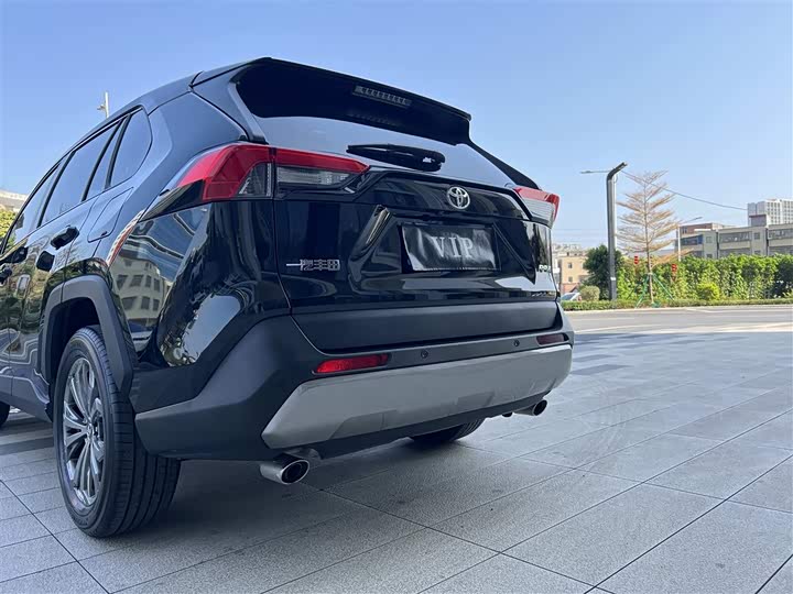 RAV4荣放 2023款 2.0L CVT两驱风尚版